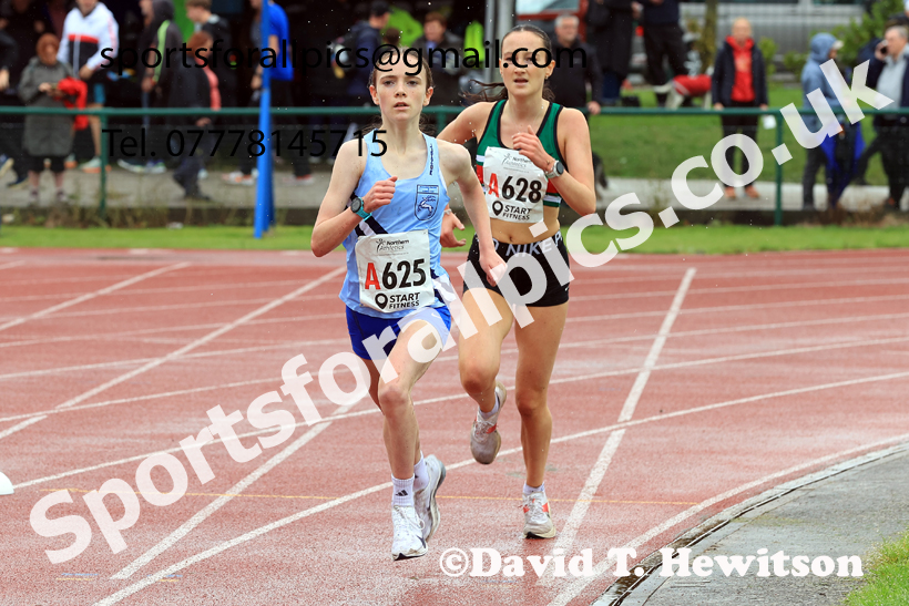 Womens Under-17s 2025 Northern Athletics Autumn Road Relays, Leigh, Lancashire. Photo: David T. Hewitson/Sports for All Pics